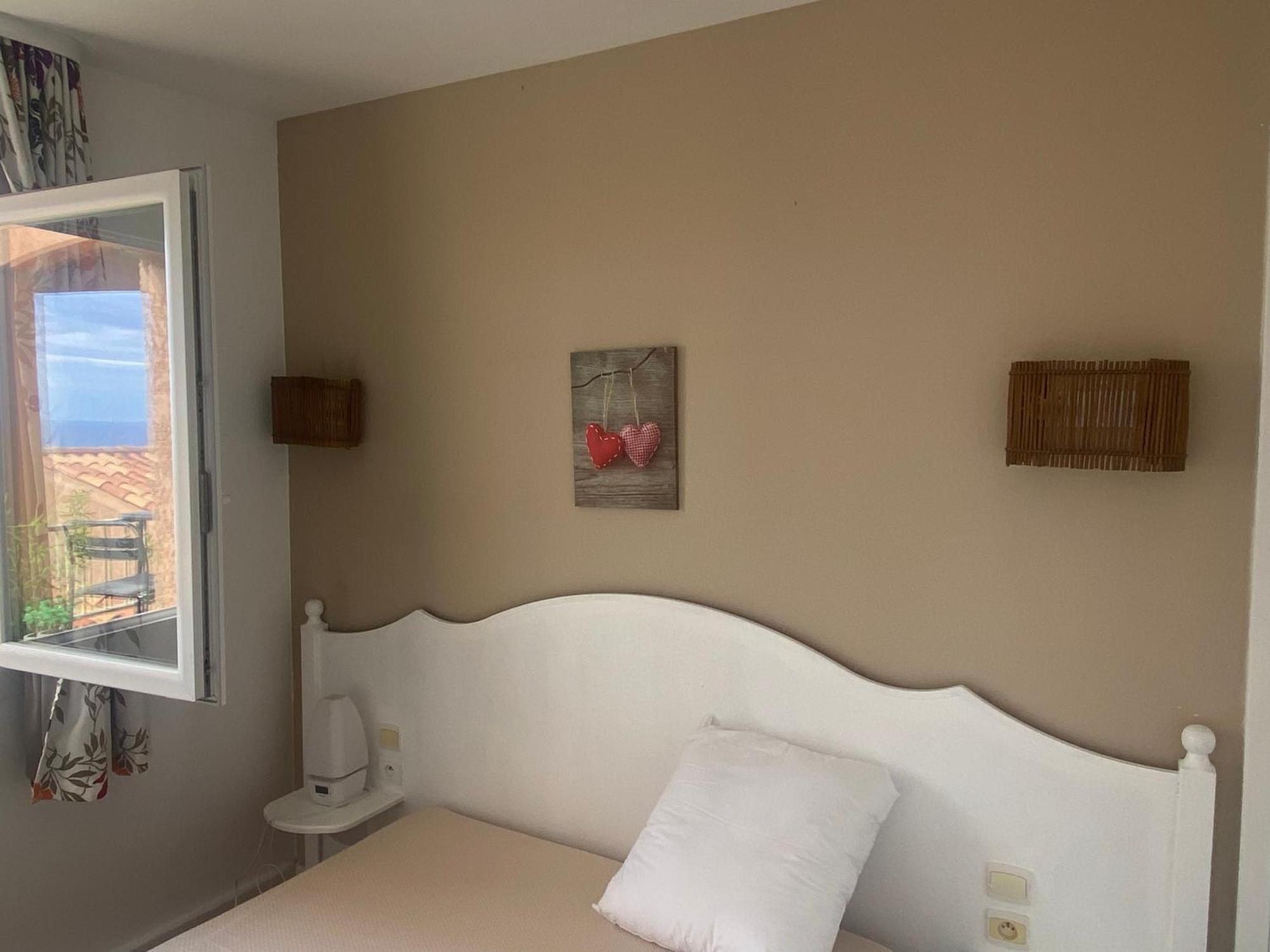 Tres Bel Appartement T3 Avec Splendide Vue Mer Les Issambres Bagian luar foto