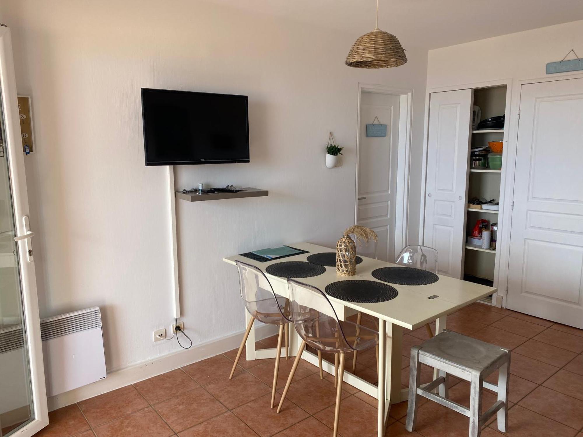 Tres Bel Appartement T3 Avec Splendide Vue Mer Les Issambres Bagian luar foto